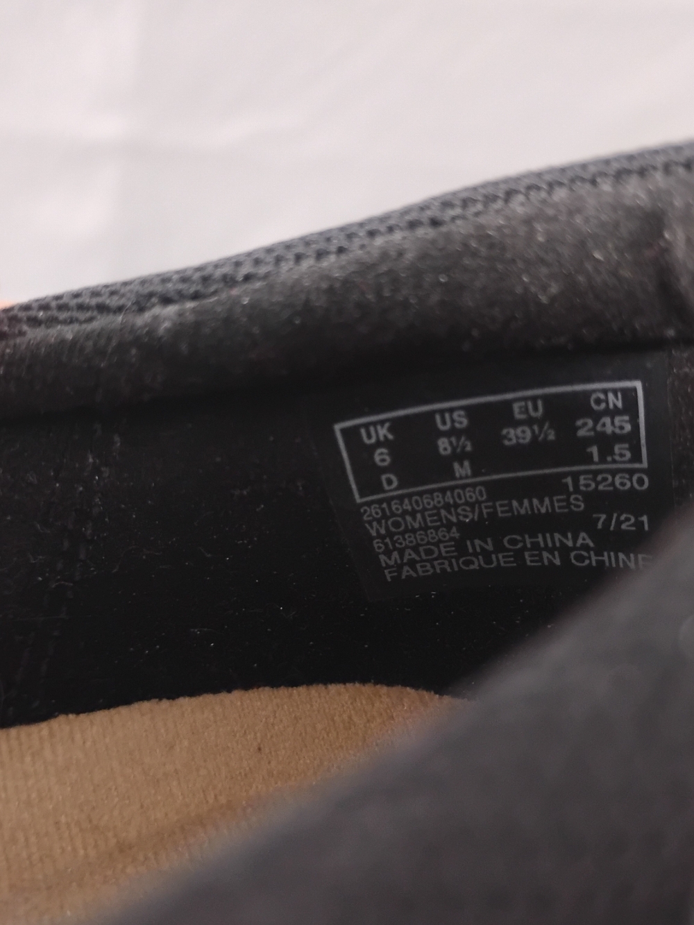 Clarks Black Leather Slip-On Comfort Shoes Size 8.5 - Picture 7 of 7